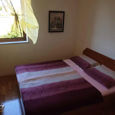 In 41874 Apartman Jadranovo