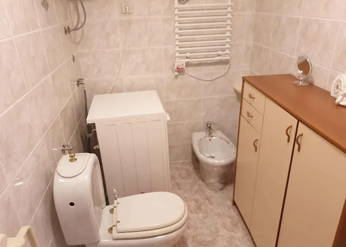In 41874 Apartman *