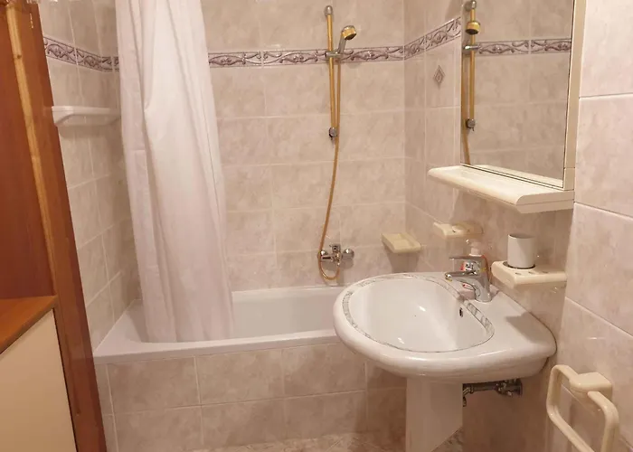 In 41874 Apartman *